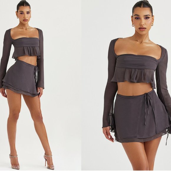 HOUSE OF CB 'Athena' Shadow Long Sleeve Floaty Top NWOT - Picture 8 of 13